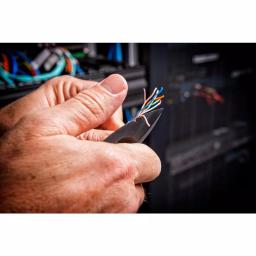 Wiss 6-3/8 in. Titanium Coated Electrician and Data Cable Scissors with Wire Strippers thumbnail 5