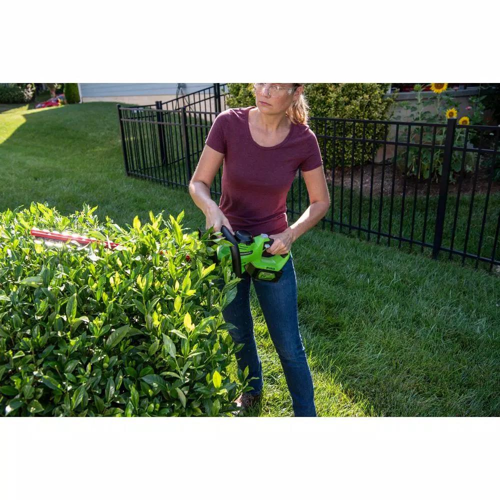 Greenworks 24V Cordless 22 in. Hedge Trimmer, Tool Only