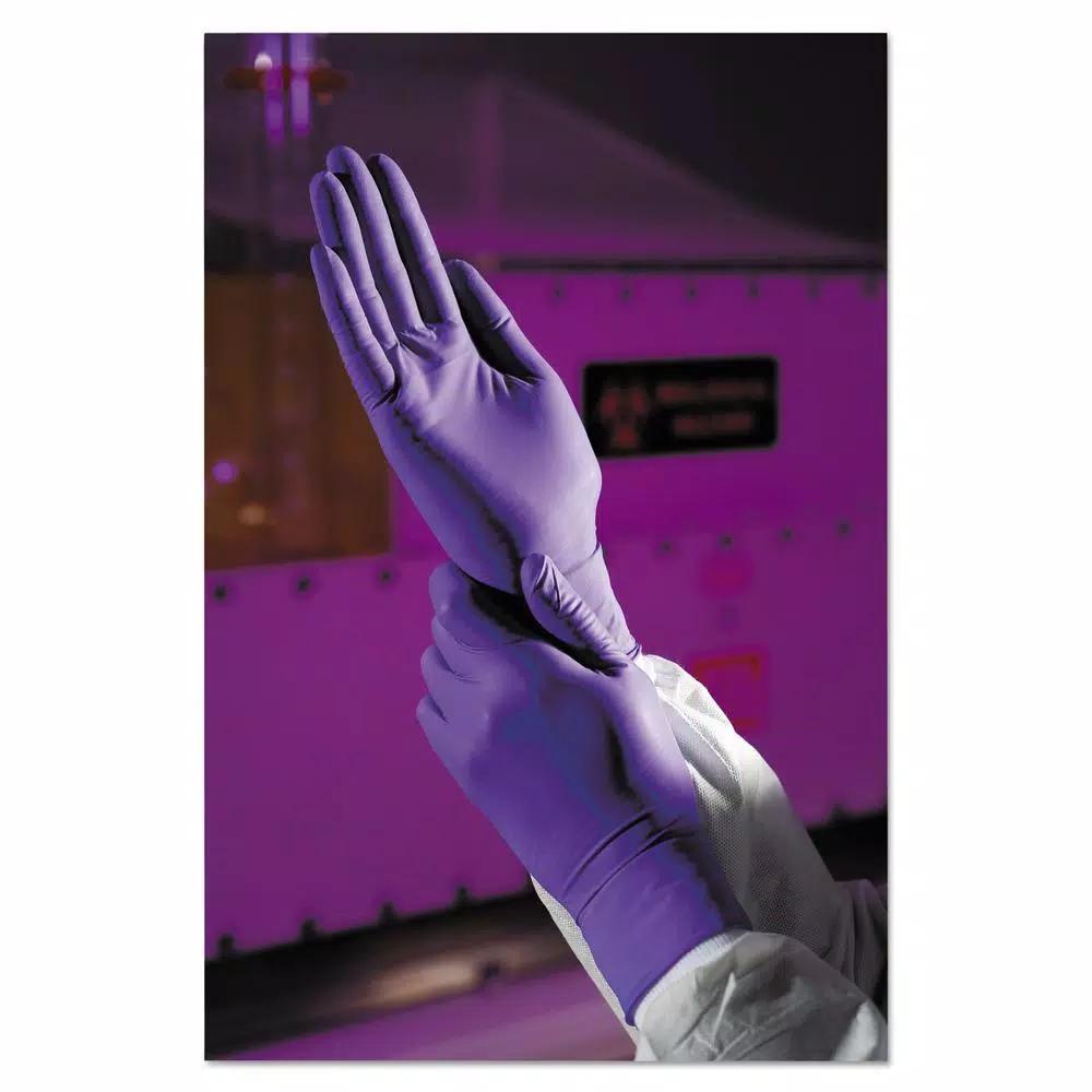 Kimberly-Clark PROFESSIONAL Small Purple Nitrile Disposable Exam Gloves, Textured Fingertips, Beaded Cuff, 100-Count