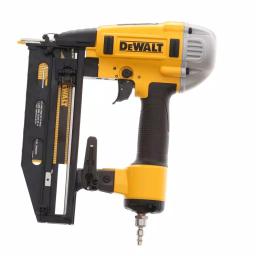 DEWALT 16-Gauge 2-1/2 in. Pneumatic Finish Nailer Kit with Bonus 18-Gauge Brad Nailer thumbnail 4