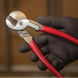 Klein Tools High-Leverage Cable Cutter for Aluminum, Copper, and Communications Cable thumbnail 3