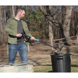 Unger 42.5 in. Steel-Rubber Rugged Trash Reacher Grabber for Heavy Duty Outdoor Use thumbnail 3