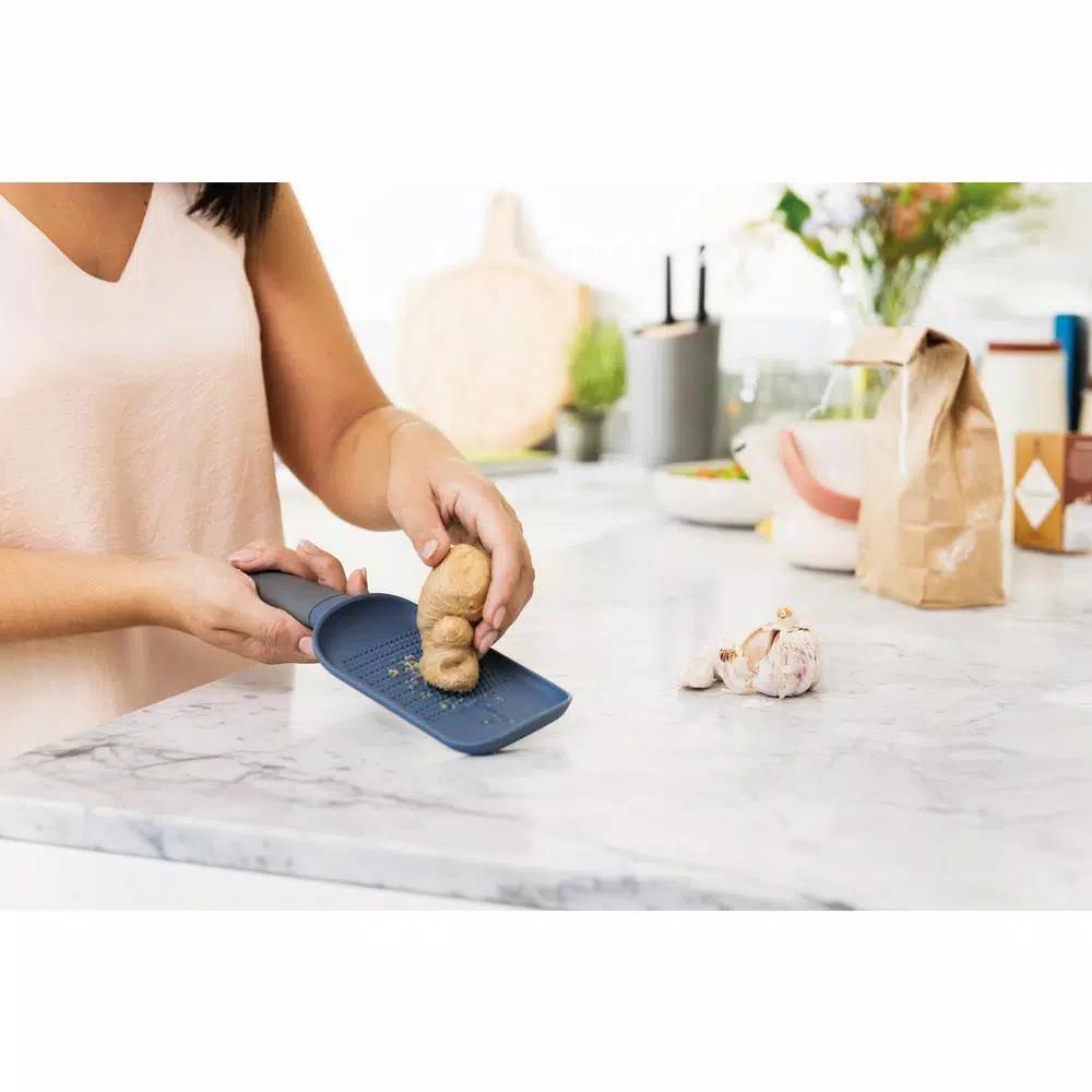 BergHOFF Leo 2-Piece Mint and Blue Prep Set - Slicer and Ginger Grater
