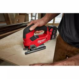 Milwaukee M18 FUEL 18V Brushless Cordless Jig Saw and 7-1/4 in. Circular Saw Combo Kit with (2) 6.0Ah Batteries thumbnail 14