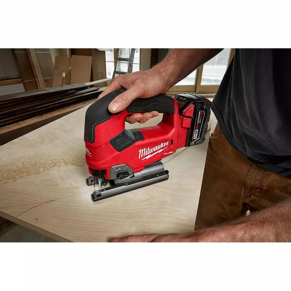 Milwaukee M18 FUEL 18V Brushless Cordless Jig Saw and 7-1/4 in. Circular Saw Combo Kit with (2) 6.0Ah Batteries