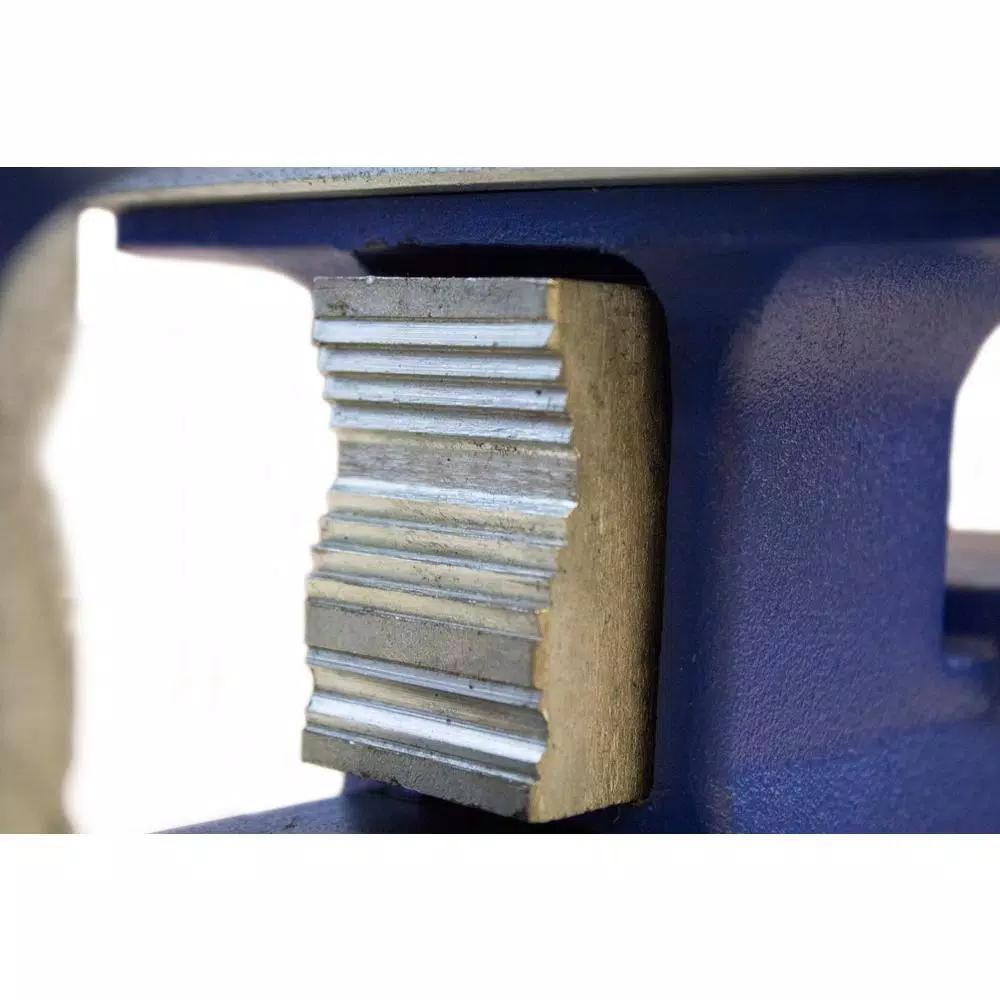 Yost 855 Professional 5.5 in. Reversible Mechanics Vise with 360° Swivel Base
