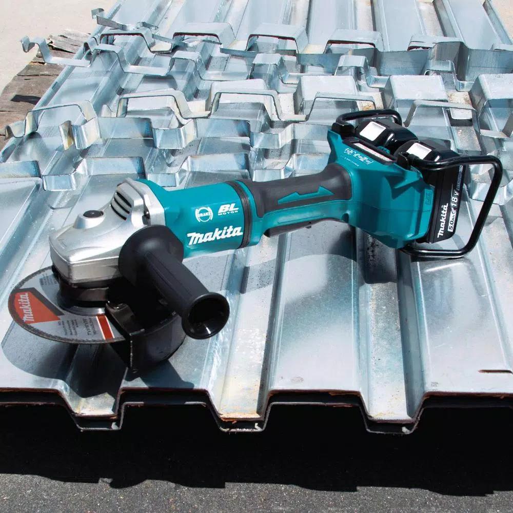 Makita 18V X2 LXT (36V) 7 in. Brushless Paddle Switch Angle Grinder Kit with 5.0 Ah Batteries & 10pk Grinding Wheels