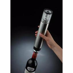 Wine Enthusiast Electric Blue 1 Wine Opener and Preserver Set with Rechargeable Stand thumbnail 3