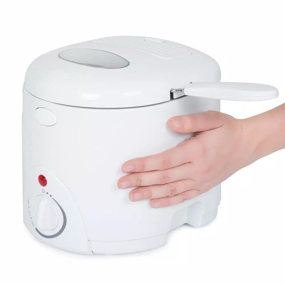 Trademark Classic Cuisine 1 L Cool Touch Deep Fryer, White
