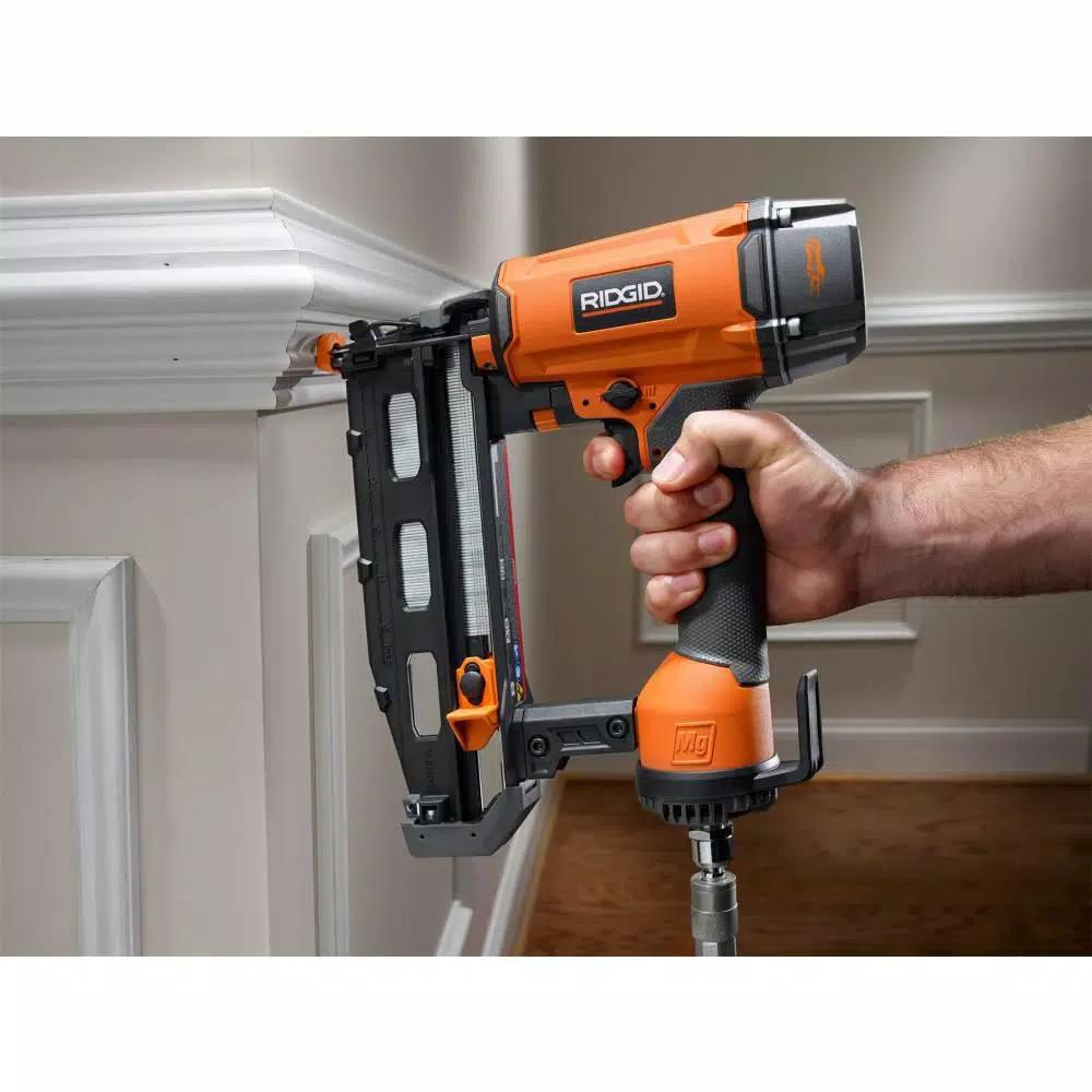 RIDGID 18-Gauge 2-1/8 in. Brad Nailer and 16-Gauge 2-1/2 in. Finish Nailer Combo Kit