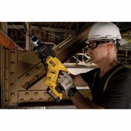 DEWALT 20V MAX Cordless Compact Reciprocating Saw Kit with (2) 5.0 Ah Batteries and Charger thumbnail 4