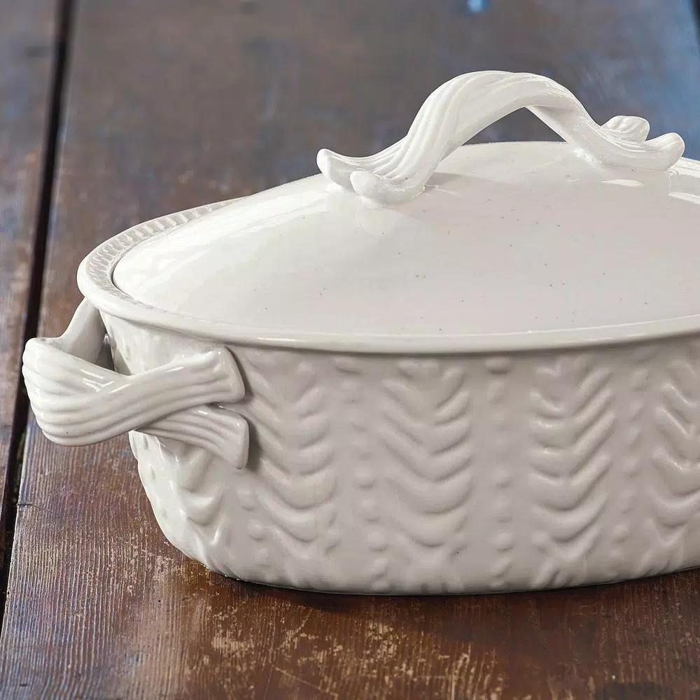 Park Designs Levingston 8.25 x 11.5 in. Covered Oval Stoneware Baking Dish with Lid, Cream