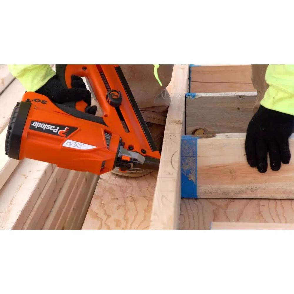 Paslode CF325XP 30-Degree Cordless Framing Nailer Kit