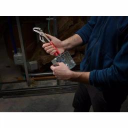 Milwaukee 5-Piece Electrician's Pliers Hand Tool Set thumbnail 10