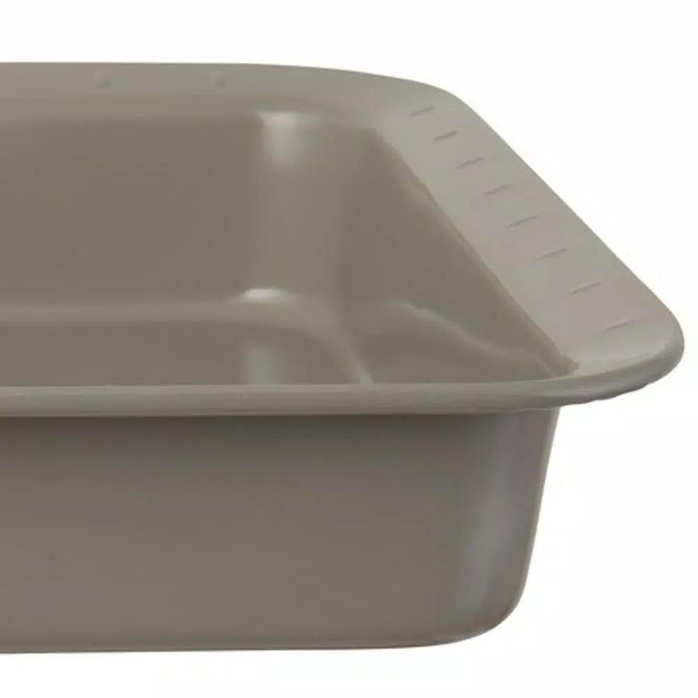 BergHOFF Leo Rectangular Cake Pan with Slicing Tool - Nonstick Carbon Steel Bakeware