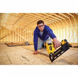 DEWALT 20V MAX XR Brushless 30-Degree Framing Nailer Kit with 4Ah and Bonus 5Ah Battery thumbnail 15