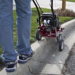 Southland 79cc Gas Walk-Behind Edger with 9 in. Adjustable Bevel Blade thumbnail 8
