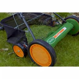 Scotts 20 in. Manual Walk Behind 5-Blade Reel Mower with Grass Catcher thumbnail 5