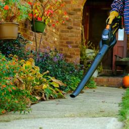 Scotts 20V Cordless Leaf Blower Kit with 2.0Ah Battery and Fast Charger, 130 MPH, 98 CFM thumbnail 5