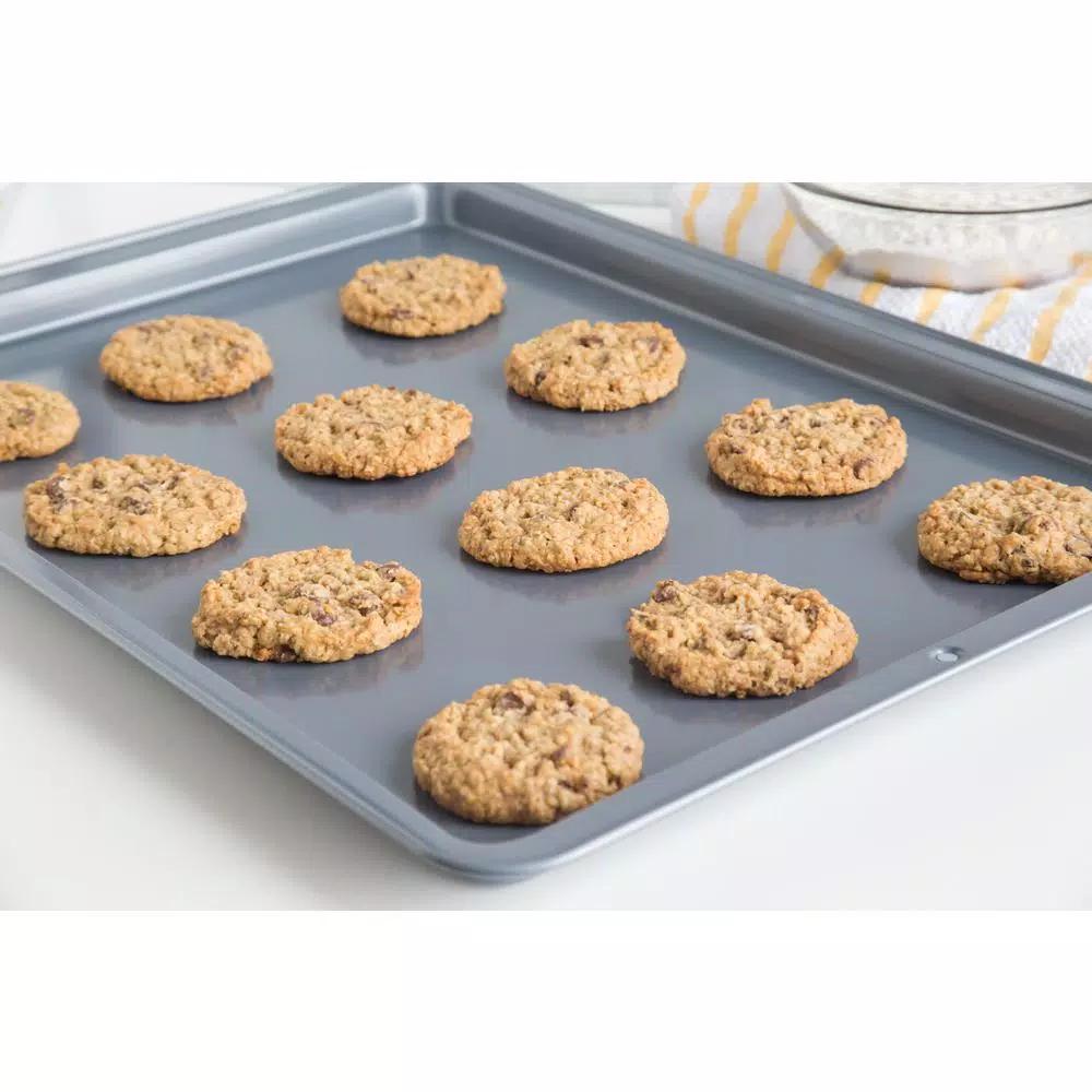 Fox Run Preferred Non-Stick 14 x 20 in. Carbon Steel Cookie and Jelly Roll Pan