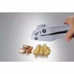 Simposh Garlic Press - Green Ergonomic Mincer and Crusher with Removable Stainless Steel Plate thumbnail 6
