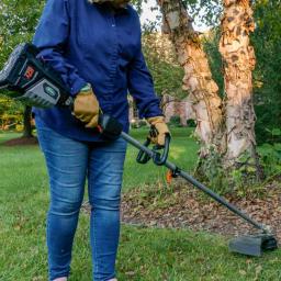 Scotts 62V Lithium-Ion Cordless String Trimmer with 2.5 Ah Battery and Charger, 15 in. Cutting Width thumbnail 5