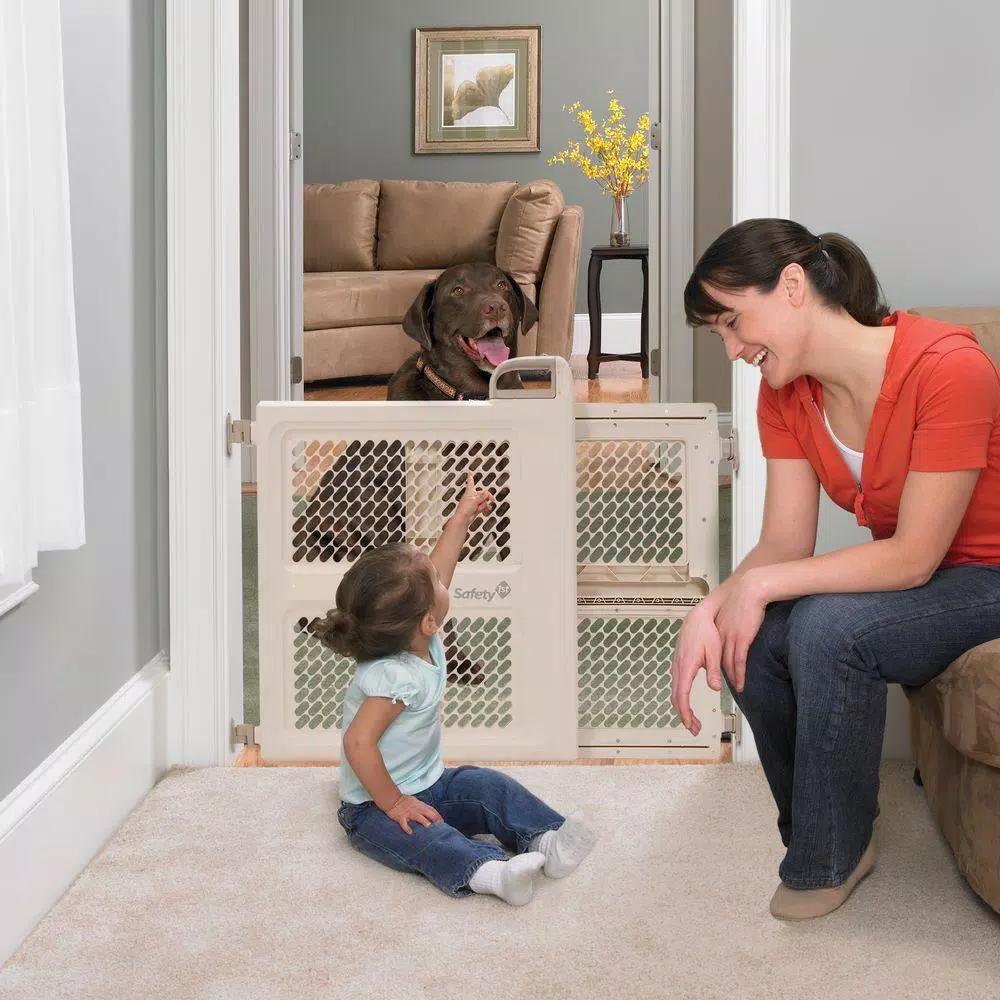 Safety 1st Lift, Lock and Swing Gate - 2-in-1 Hardware and Pressure Mount Security Gate