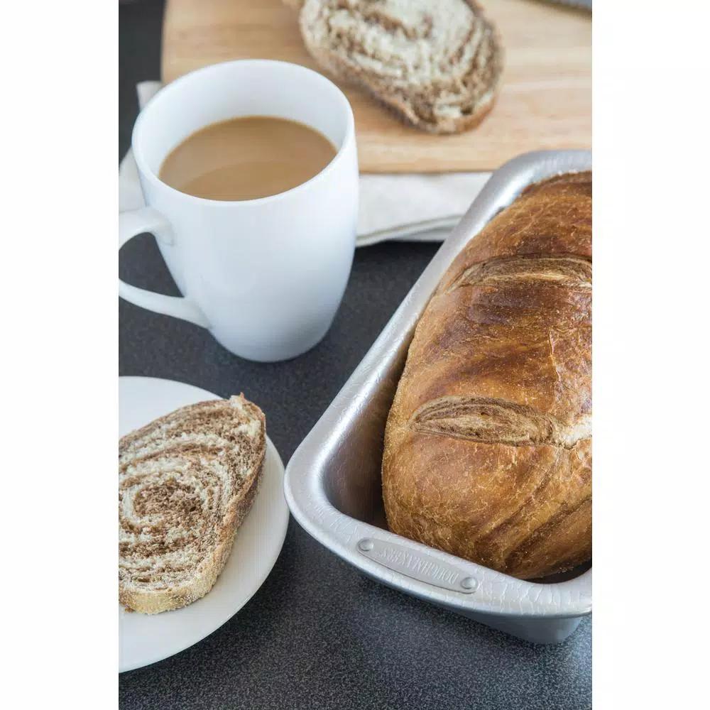 Doughmakers 8.5 x 4.5 in. Heavy Duty 16 Gauge Aluminum Loaf Pan with Patented Pebble Pattern