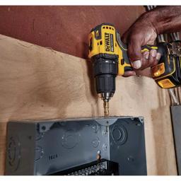 DEWALT ATOMIC 20V MAX Brushless 1/2 in. Drill/Driver and Impact Driver Combo Kit thumbnail 11