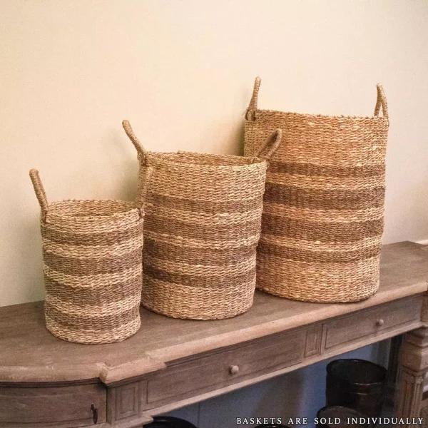 Zentique Handmade Woven Seagrass and Palm Leaf Wicker Basket with Handles, Medium, Beige and Brown Striped