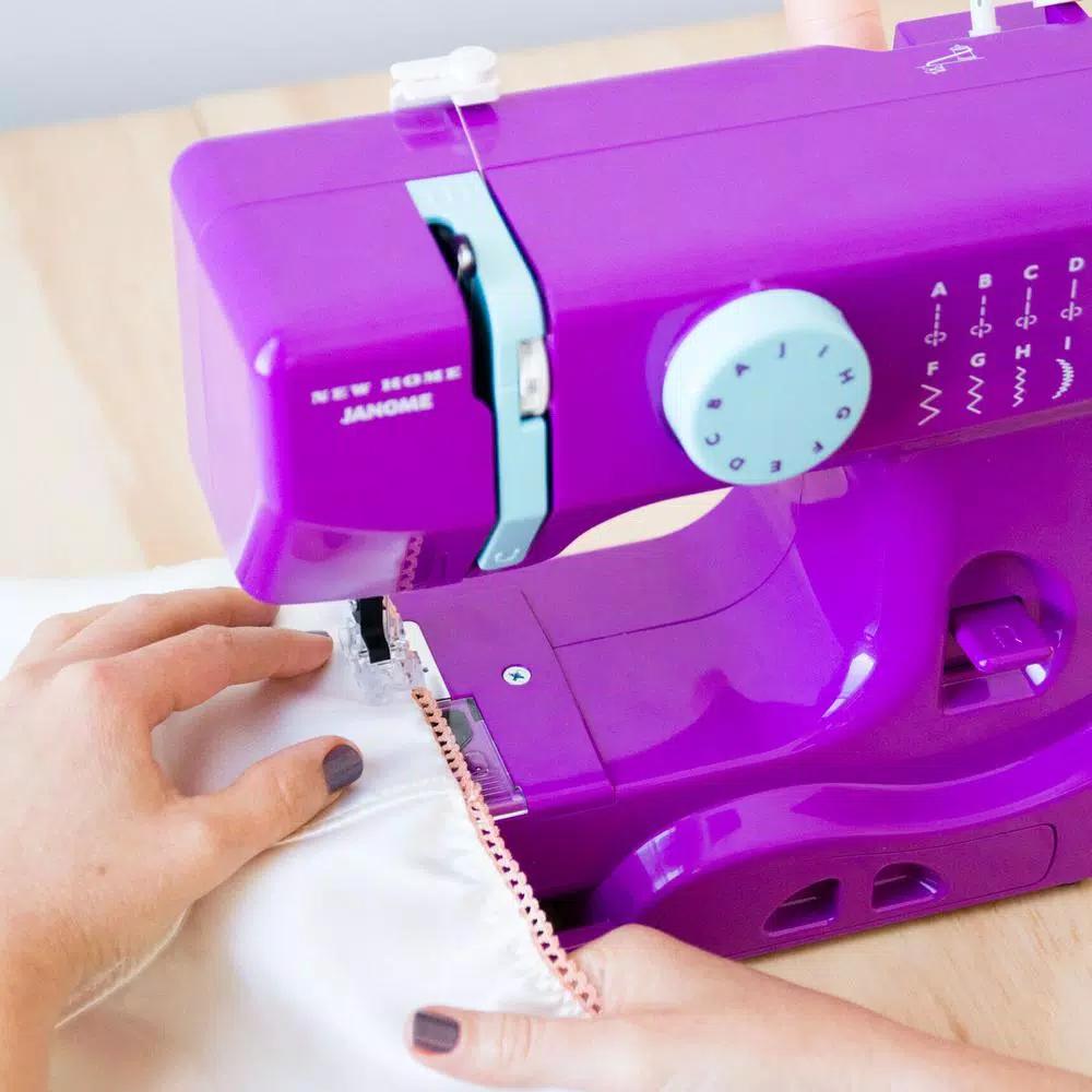 Janome Thunder Compact 10-Stitch Sewing Machine