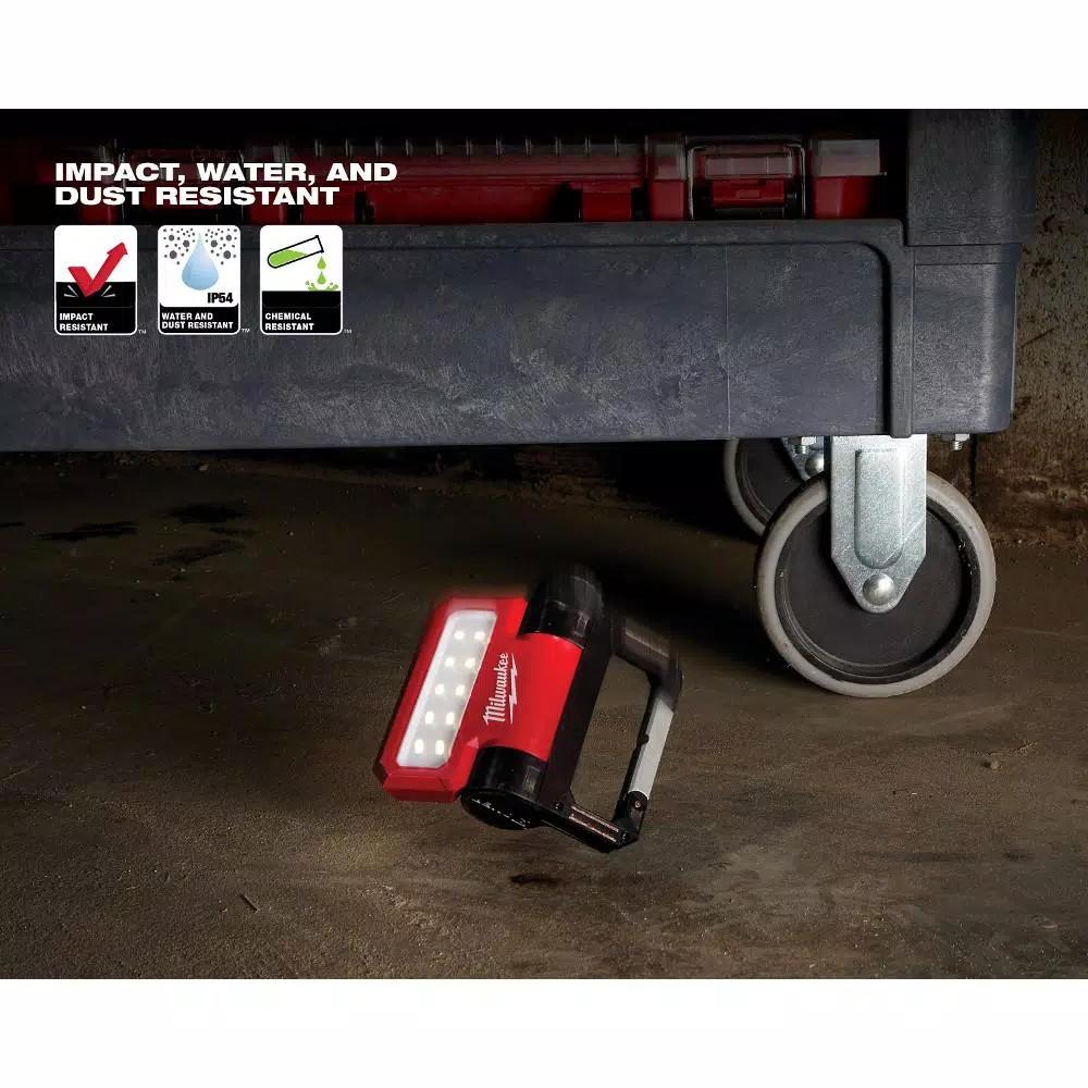 Milwaukee REDLITHIUM USB ROVER 550 Lumen Pivoting LED Rechargeable Flood Light (2-Pack)