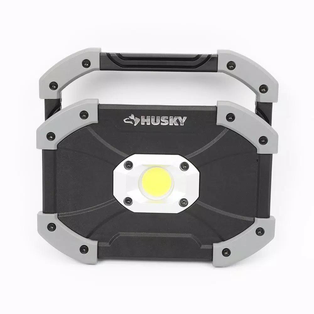 Husky 700 Lumens LED Utility Light with 180° Foldable Handle - Black