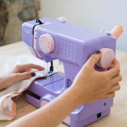 Janome Lady Compact Sewing Machine - 10 Stitch Options, 5 lbs Portable Design thumbnail 6