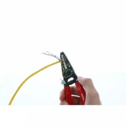 Wiha 7 in. Classic Grip Stripping-Cutting Pliers with Return Spring thumbnail 3