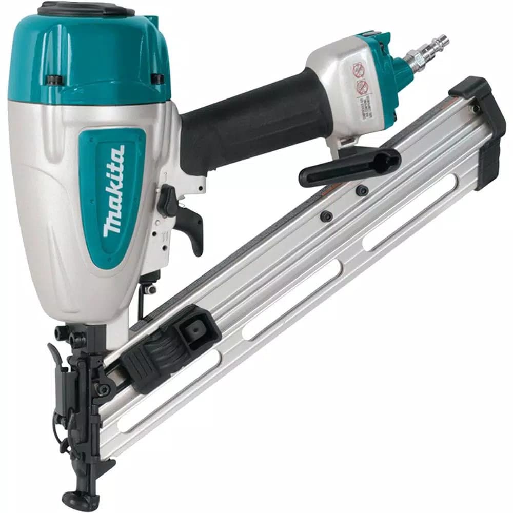 Makita 15-Gauge 34° Angled Finish Nailer, 1-1/4 in. to 2-1/2 in.