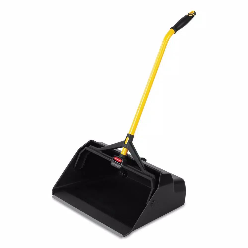 Rubbermaid Commercial Products Maximizer 20.44 in. Heavy-Duty Upright Dust Pan with Ergonomic Handle