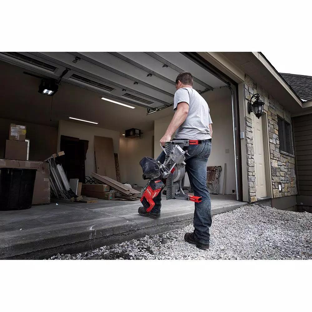 Milwaukee M18 FUEL 7-1/4 in. Dual Bevel Sliding Compound Miter Saw with 8.0 Ah Battery