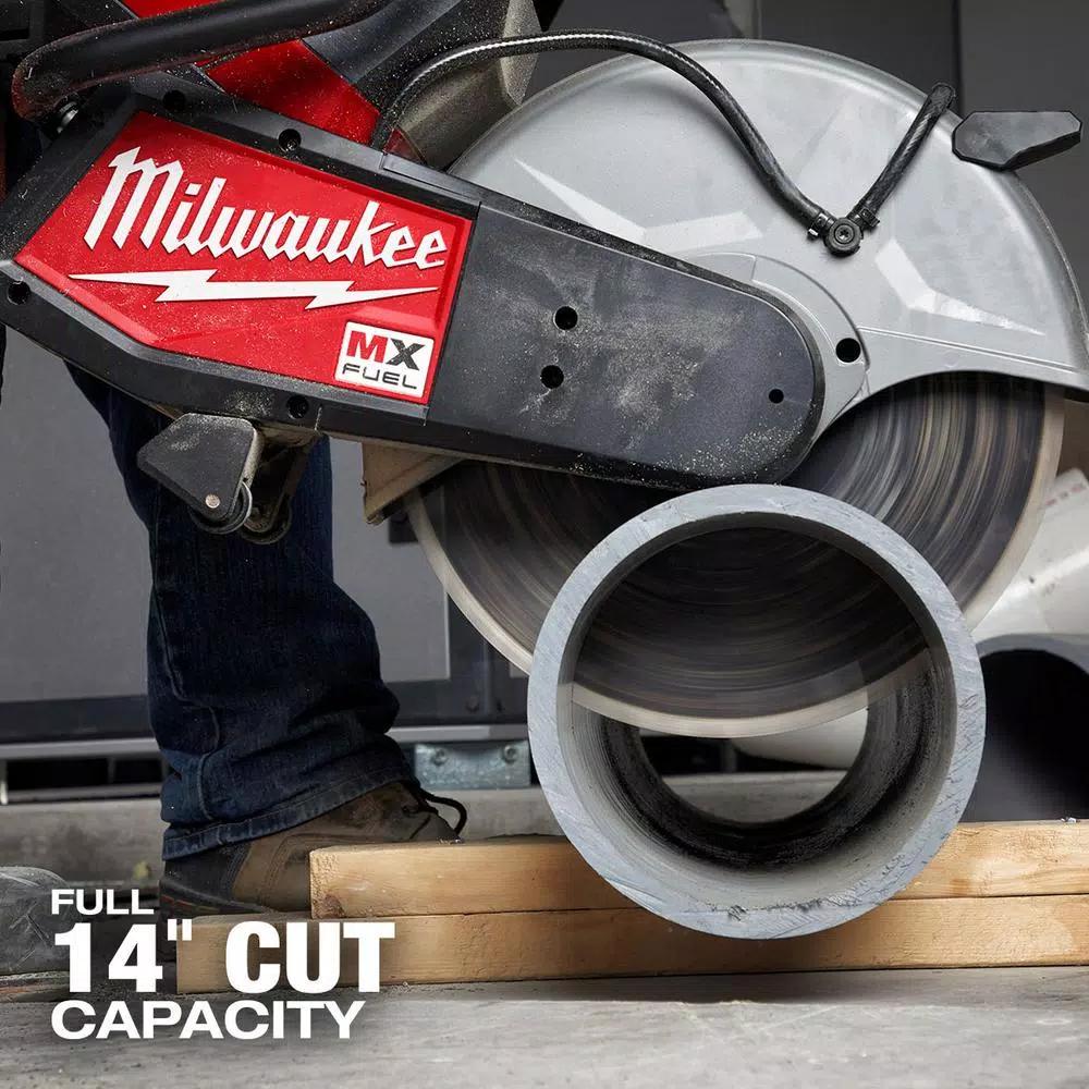 Milwaukee MX FUEL 14 in. Cordless Cut-Off Saw Kit with 2 Batteries and M18 SWITCH TANK Backpack Water Supply Kit